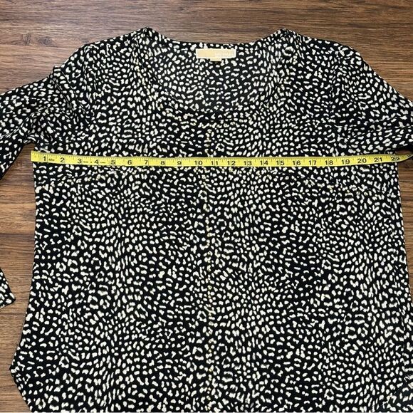 Michael Kors Women's Black and White Leopard Patterned Top Blouse Large - Picture 7 of 10